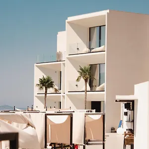 Nobus & Hotel Vlorë